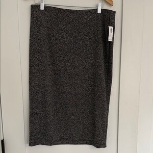 NWT Old Navy Black and White Stretch Pencil Skirt